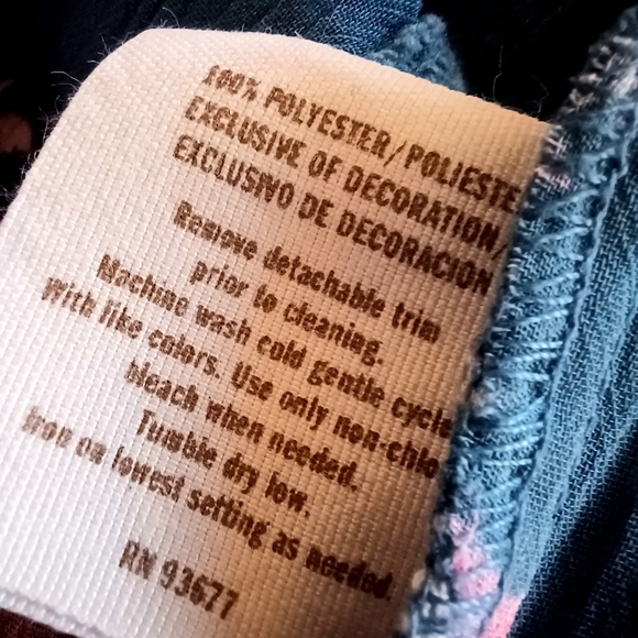 Decree Sheer Floral Peasant Blouse - Picture 8 of 8